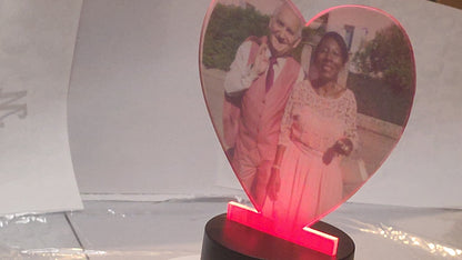 Light-up photo frame and photo night light "The Burst of Love in Light"